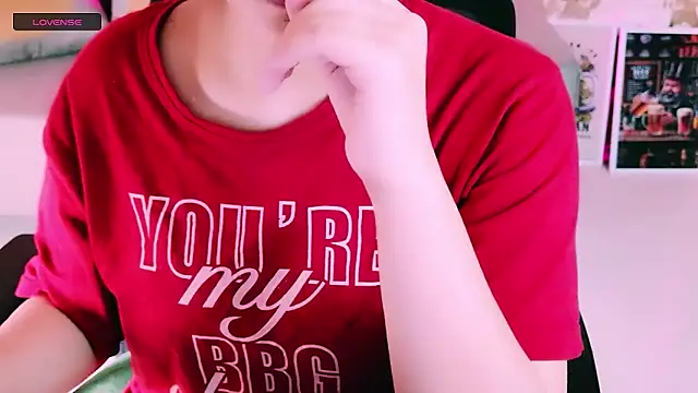 Snapshot of My_Rose chatting on April 2026 02:57:01 PM My Rose online show from April 2026 02:57:01 PM