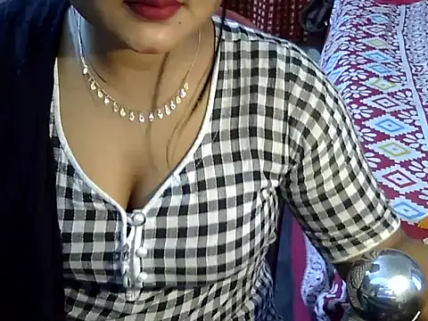 Nusrat Faria07 online show from October 2025 02:56:02 AM