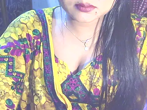 Nusrat Faria07 online show from December 2025 07:51:01 PM