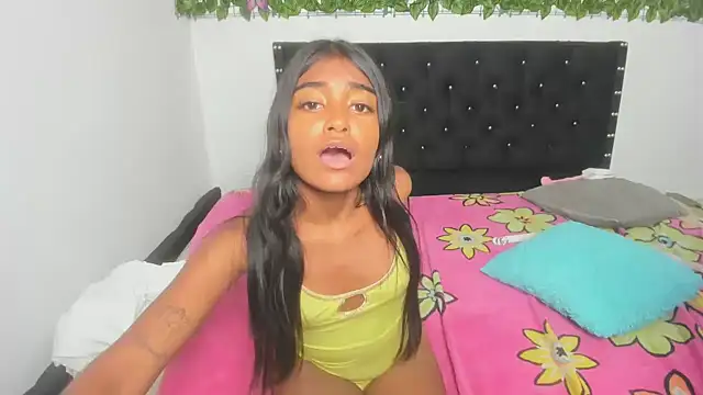 Snapshot of Irene_hot10 chatting on October 2025 08:00:02 PM Irene hot10 online show from October 2025 08:00:02 PM