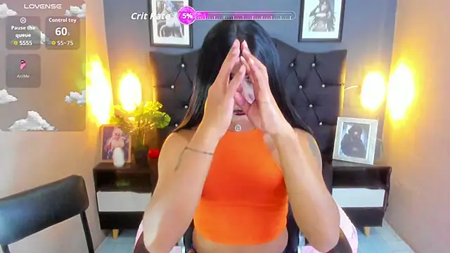 Lucia-Horny24 online show from September 2025 07:25:01 PM