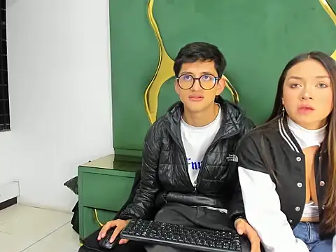 Noa Arez online show from October 2025 05:04:02 AM