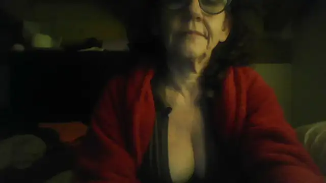 Snapshot of klarissabloum chatting on March 2026 10:07:01 PM klarissabloum online show from March 2026 10:07:01 PM