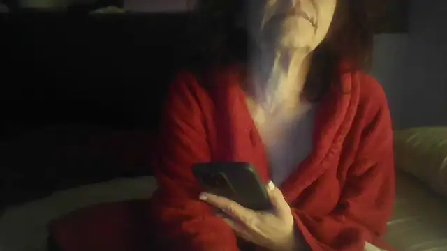 Snapshot of klarissabloum chatting on March 2026 07:12:02 AM klarissabloum online show from March 2026 07:12:02 AM