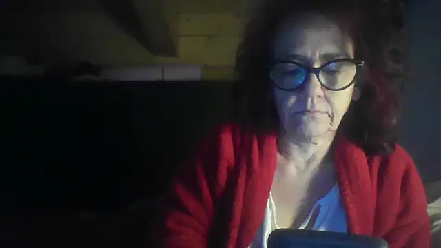 Snapshot of klarissabloum chatting on March 2026 07:31:02 AM klarissabloum online show from March 2026 07:31:02 AM