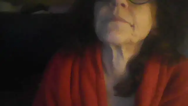 Snapshot of klarissabloum chatting on April 2026 08:12:02 AM klarissabloum online show from April 2026 08:12:02 AM