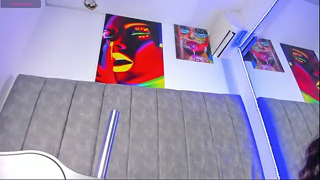 pretty78angel online show from October 2025 08:44:01 PM