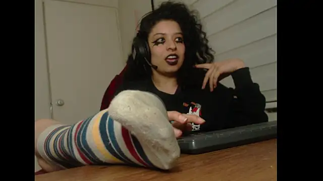 Snapshot of miss_carmila1 chatting on October 2025 10:53:02 PM miss carmila1 online show from October 2025 10:53:02 PM