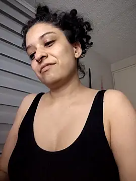 Snapshot of miss_carmila1 chatting on October 2025 12:11:02 AM miss carmila1 online show from October 2025 12:11:02 AM