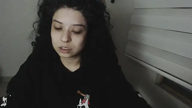 Snapshot of miss_carmila1 chatting on November 2025 01:38:02 AM miss carmila1 online show from November 2025 01:38:02 AM