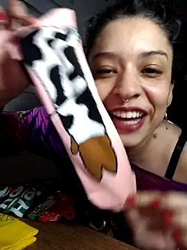 Snapshot of miss_carmila1 chatting on November 2025 01:38:02 AM miss carmila1 online show from November 2025 01:38:02 AM