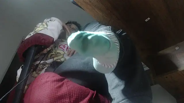 Snapshot of miss_carmila1 chatting on December 2025 11:21:01 PM miss carmila1 online show from December 2025 11:21:01 PM