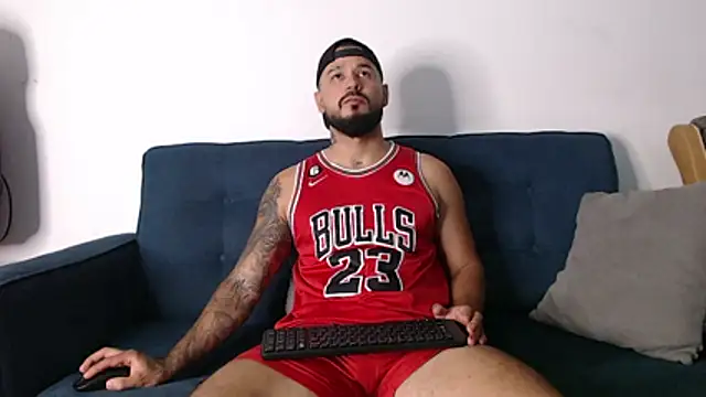 Eric Evans1 online show from November 2025 04:01:02 AM