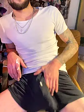 Mexxwell69 online show from December 2025 09:53:01 PM