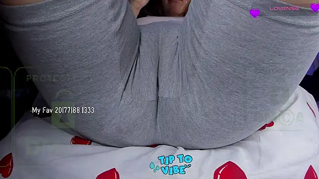 Snapshot of Cameltoe_squirt_inPants chatting on February 2025 04:56:02 PM Cameltoe squirt inPants online show from February 2025 04:56:02 PM