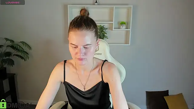 Snapshot of Wanda_Gomez chatting on September 2025 02:10:01 PM Wanda Gomez online show from September 2025 02:10:01 PM