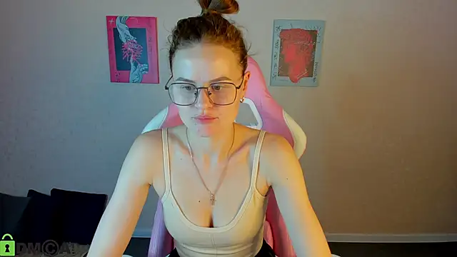 Wanda Gomez online show from December 2025 02:45:02 PM