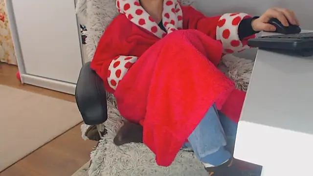 merlyn4 online show from January 2025 12:50:01 PM