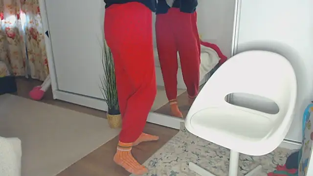 merlyn4 online show from February 2025 08:48:02 AM