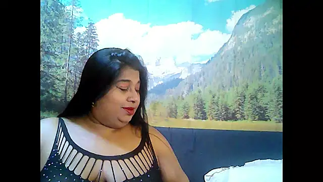 indianhoney694u online show from October 2025 05:25:02 PM