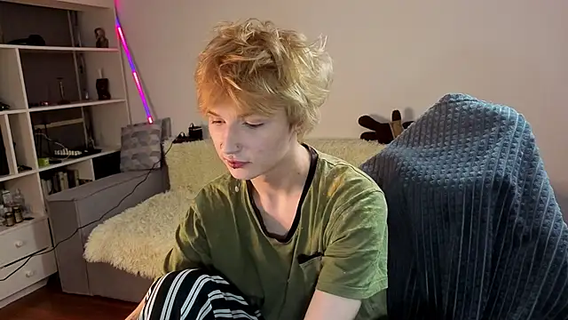 Your avatar online show from September 2025 06:52:02 PM