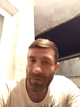 Snapshot of Alexdaniel89 chatting on May 2026 07:33:01 PM Alexdaniel89 online show from May 2026 07:33:01 PM