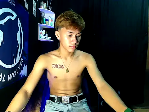 naughtyboyloy 0 online show from October 2025 06:53:01 PM