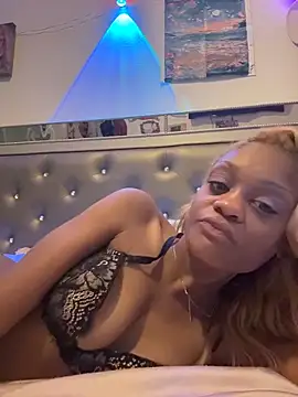 Angelbunnyy online show from February 2026 02:49:02 PM