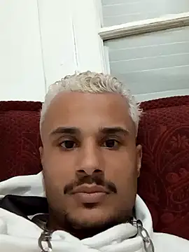 Snapshot of MorenoTatuado21c chatting on September 2025 10:46:02 PM MorenoTatuado21c online show from September 2025 10:46:02 PM