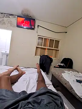 Snapshot of MorenoTatuado21c chatting on December 2025 11:04:01 AM MorenoTatuado21c online show from December 2025 11:04:01 AM