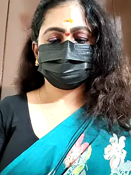 Snapshot of Sweetie_swetha37 chatting on September 2025 06:26:02 AM Sweetie swetha37 online show from September 2025 06:26:02 AM