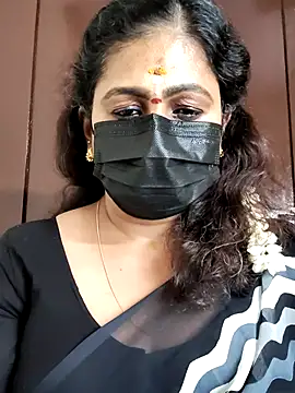 Snapshot of Sweetie_swetha37 chatting on September 2025 12:07:01 PM Sweetie swetha37 online show from September 2025 12:07:01 PM