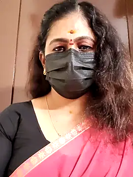 Snapshot of Sweetie_swetha37 chatting on September 2025 09:35:02 AM Sweetie swetha37 online show from September 2025 09:35:02 AM