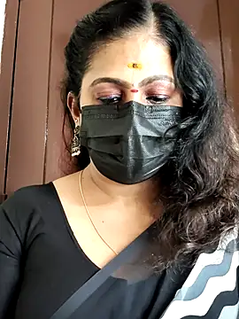 Snapshot of Sweetie_swetha37 chatting on October 2025 07:20:02 AM Sweetie swetha37 online show from October 2025 07:20:02 AM