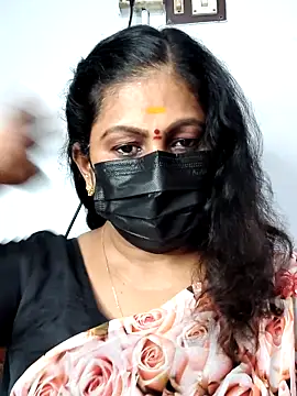 Snapshot of Sweetie_swetha37 chatting on October 2025 07:42:01 AM Sweetie swetha37 online show from October 2025 07:42:01 AM