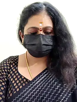 Snapshot of Sweetie_swetha37 chatting on November 2025 01:06:02 PM Sweetie swetha37 online show from November 2025 01:06:02 PM