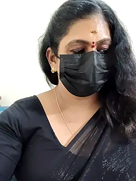 Snapshot of Sweetie_swetha37 chatting on November 2025 08:09:01 PM Sweetie swetha37 online show from November 2025 08:09:01 PM