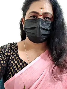 Snapshot of Sweetie_swetha37 chatting on November 2025 08:05:01 AM Sweetie swetha37 online show from November 2025 08:05:01 AM