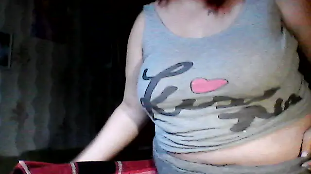 Snapshot of AngelQSky chatting on December 2025 11:41:02 AM AngelQSky online show from December 2025 11:41:02 AM