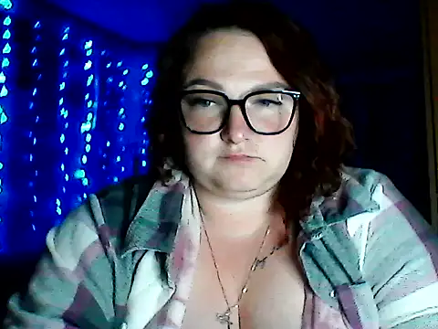 AngelQSky online show from May 2026 08:17:01 PM