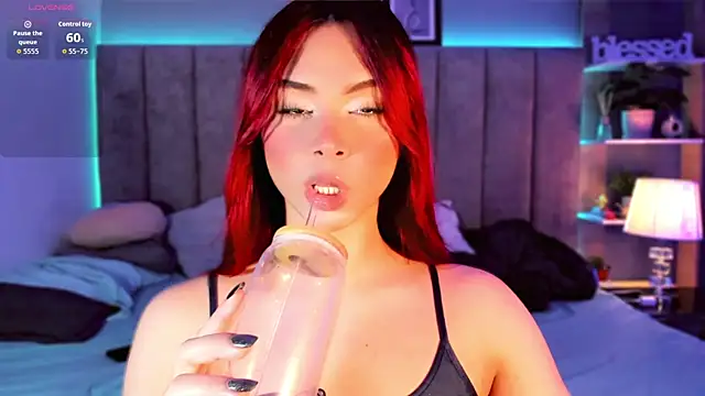 Arianna Ponce online show from October 2025 06:33:01 AM