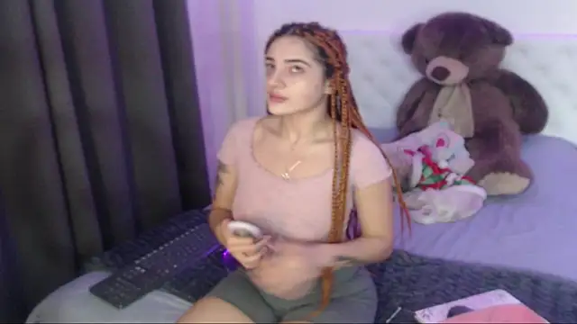 kylie444  online show from December 2025 12:33:02 PM