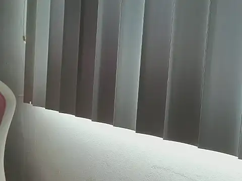 Snapshot of Crystal_Star_ chatting on November 2025 02:50:01 PM Crystal Star online show from November 2025 02:50:01 PM