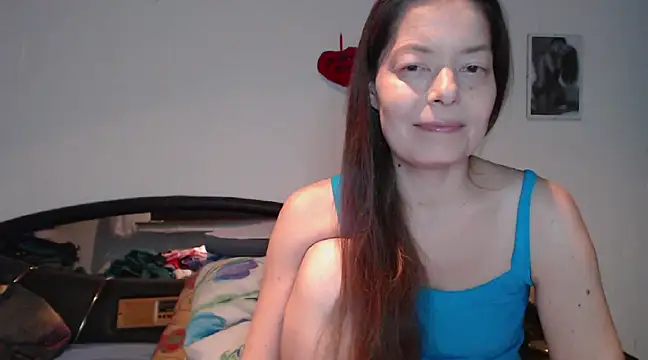Snapshot of SexySarah177 chatting on February 2025 09:29:02 PM SexySarah177 online show from February 2025 09:29:02 PM