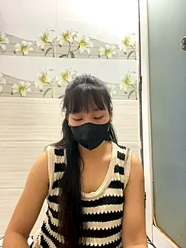 Meowwn online show from September 2025 07:03:01 PM