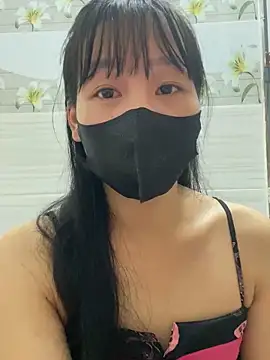 Meowwn online show from October 2025 05:13:02 PM