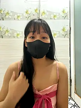 Meowwn online show from October 2025 05:24:02 PM