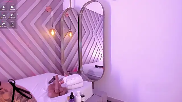 Snapshot of belamonroe chatting on October 2025 04:30:02 PM belamonroe online show from October 2025 04:30:02 PM