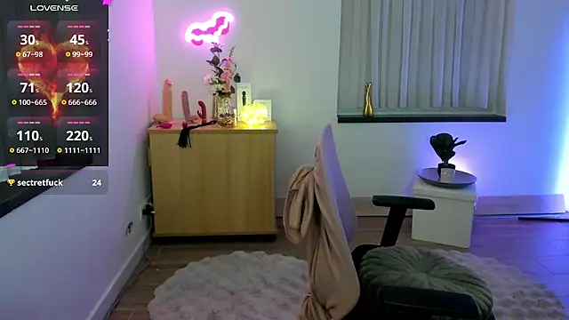 Miss Lucifer6 online show from March 2026 06:47:02 PM