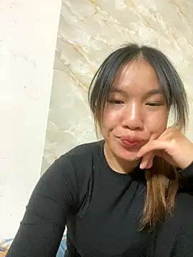 Snapshot of QueenLink chatting on October 2025 04:24:02 PM QueenLink online show from October 2025 04:24:02 PM